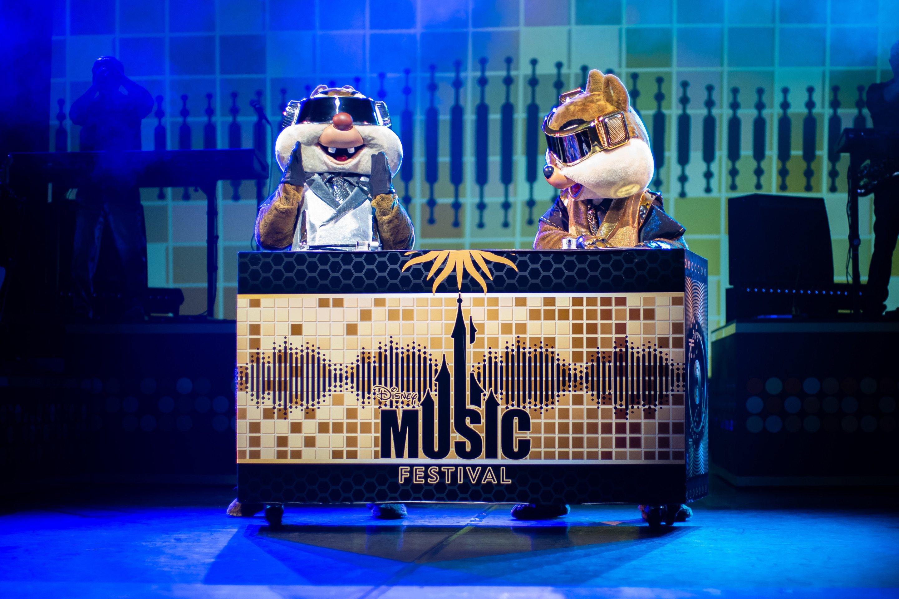 Disneyland Paris - Disneyland Park Disney Music Hits Concert