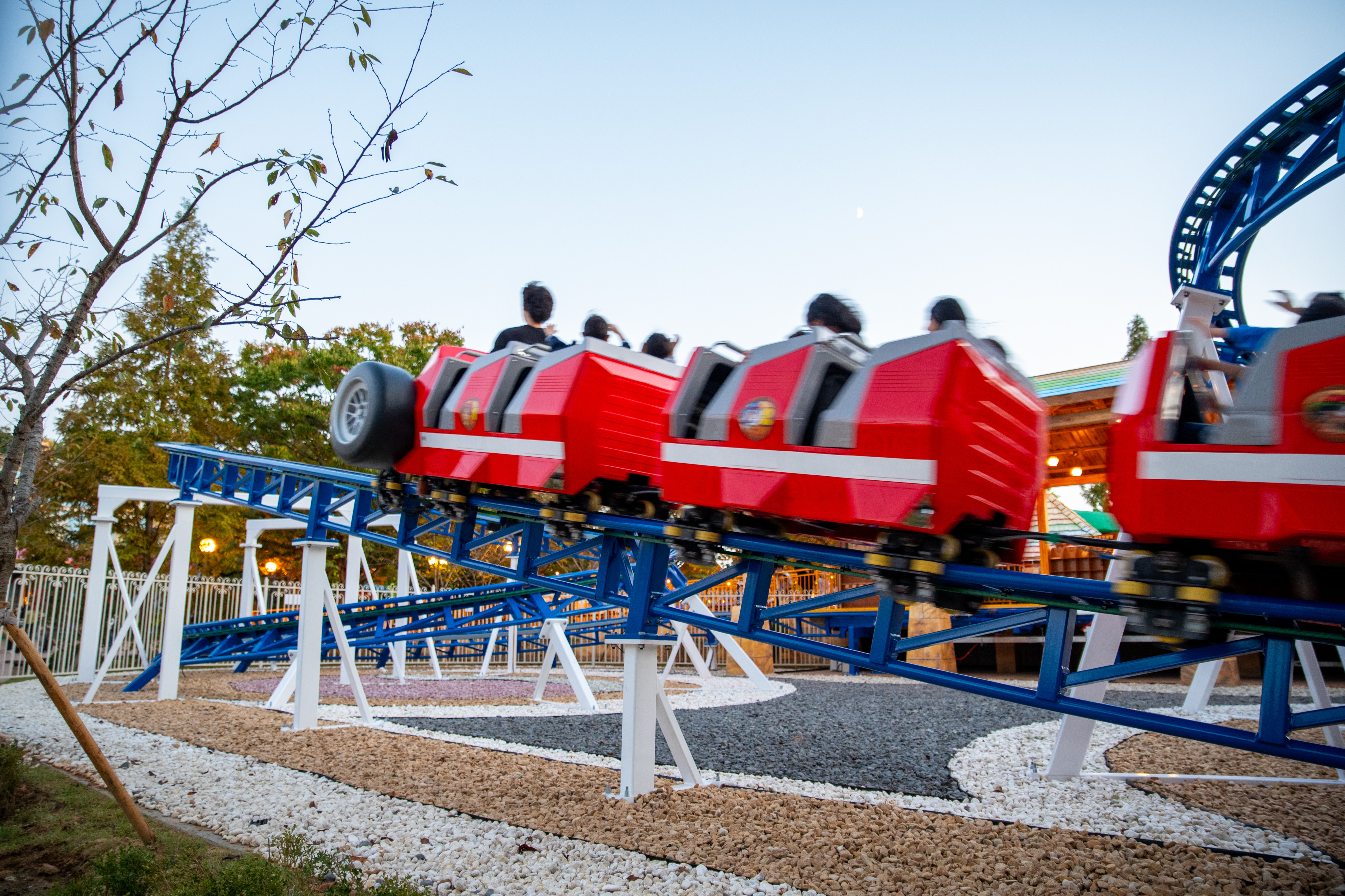 Gyeongju World / 경주월드 Wizard's Race