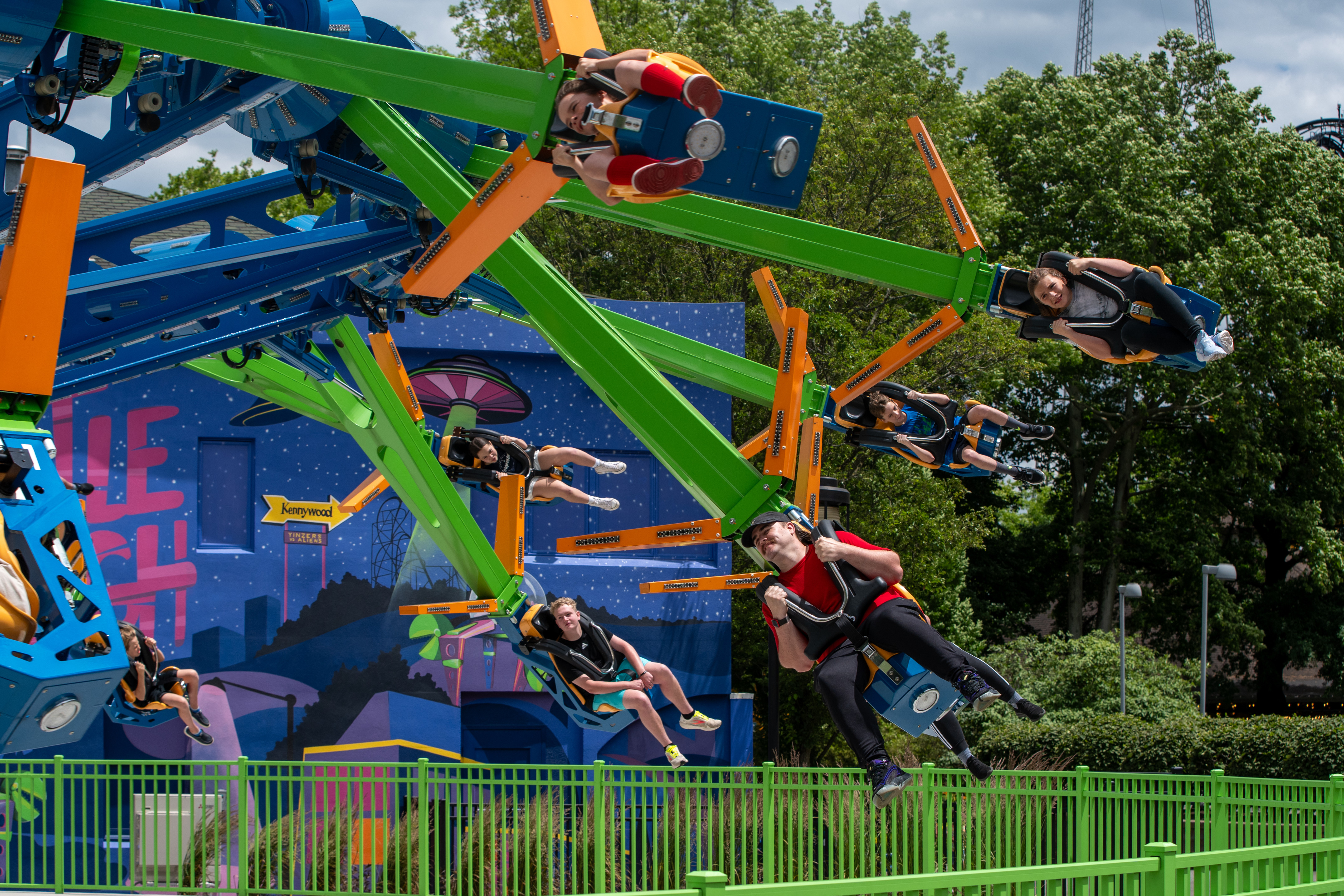 Kennywood Spinvasion