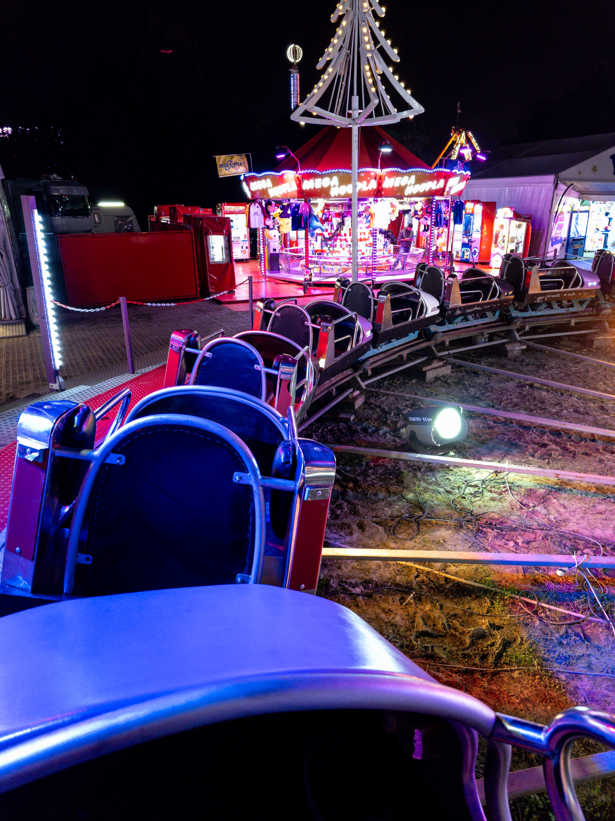 Fête à Neu-Neu (Neuilly-sur-Seine) Cortina Jet