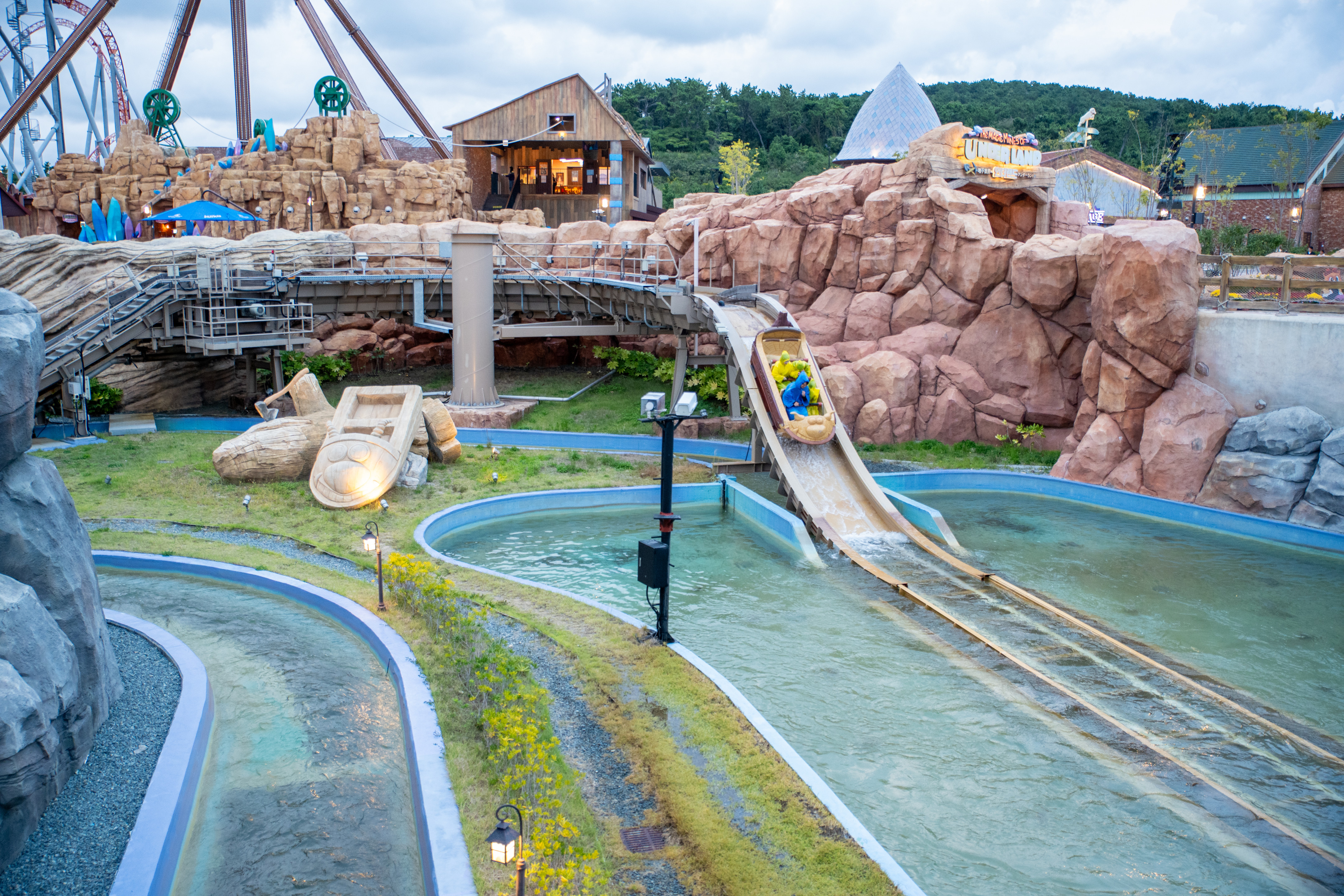 Lotte World Adventure Busan Ogre's Flume