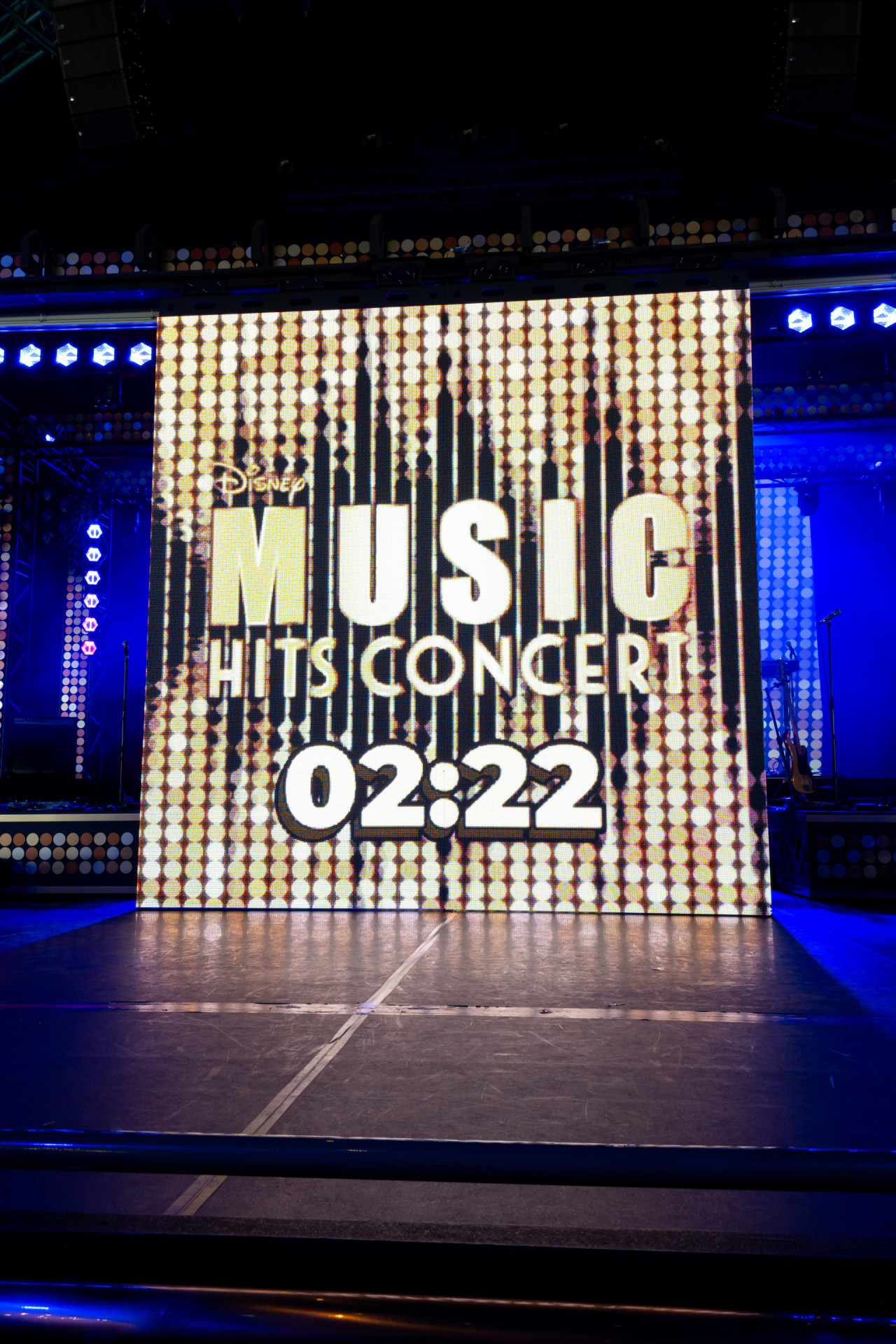 Disneyland Paris - Disneyland Park Disney Music Hits Concert