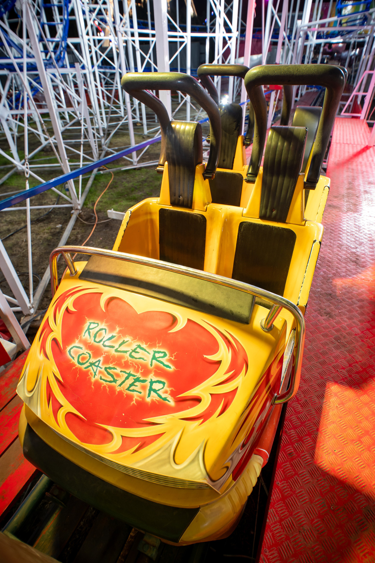 Fête à Neu-Neu (Neuilly-sur-Seine) Roller Coaster
